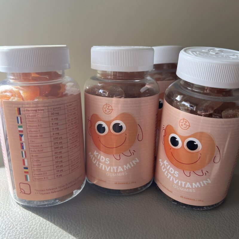 Natūralūs multivitaminai vaikams, miško uogų skonio, 60 guminukų. Kiekviename meškiuke yra 14 vitaminų ir mineralų. - Image 3